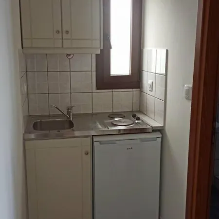 Kierion #4 דירה *